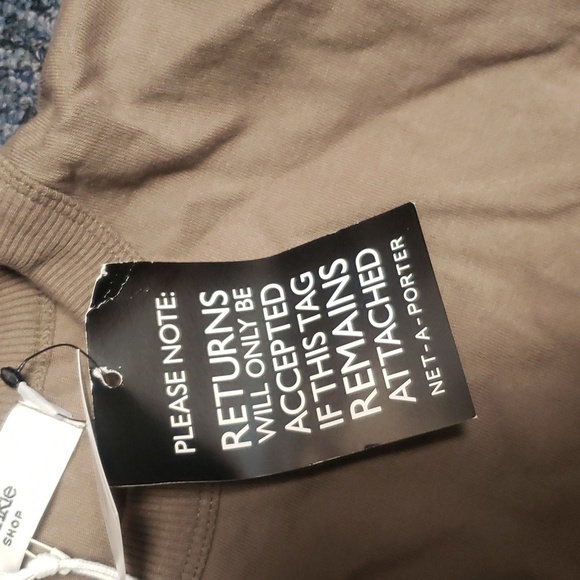 NWT The Frankie Shop Eva Padded Shoulder Muscle T-Shirt - Picture 8 of 9